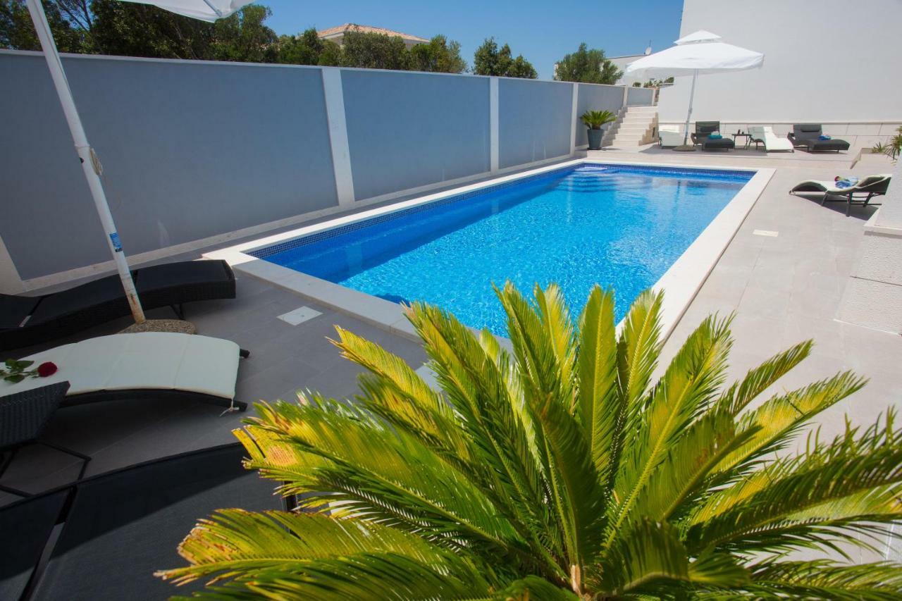 Hotel Paradise Punta Nečujam Εξωτερικό φωτογραφία