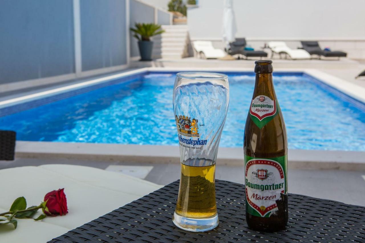 Hotel Paradise Punta Nečujam Εξωτερικό φωτογραφία