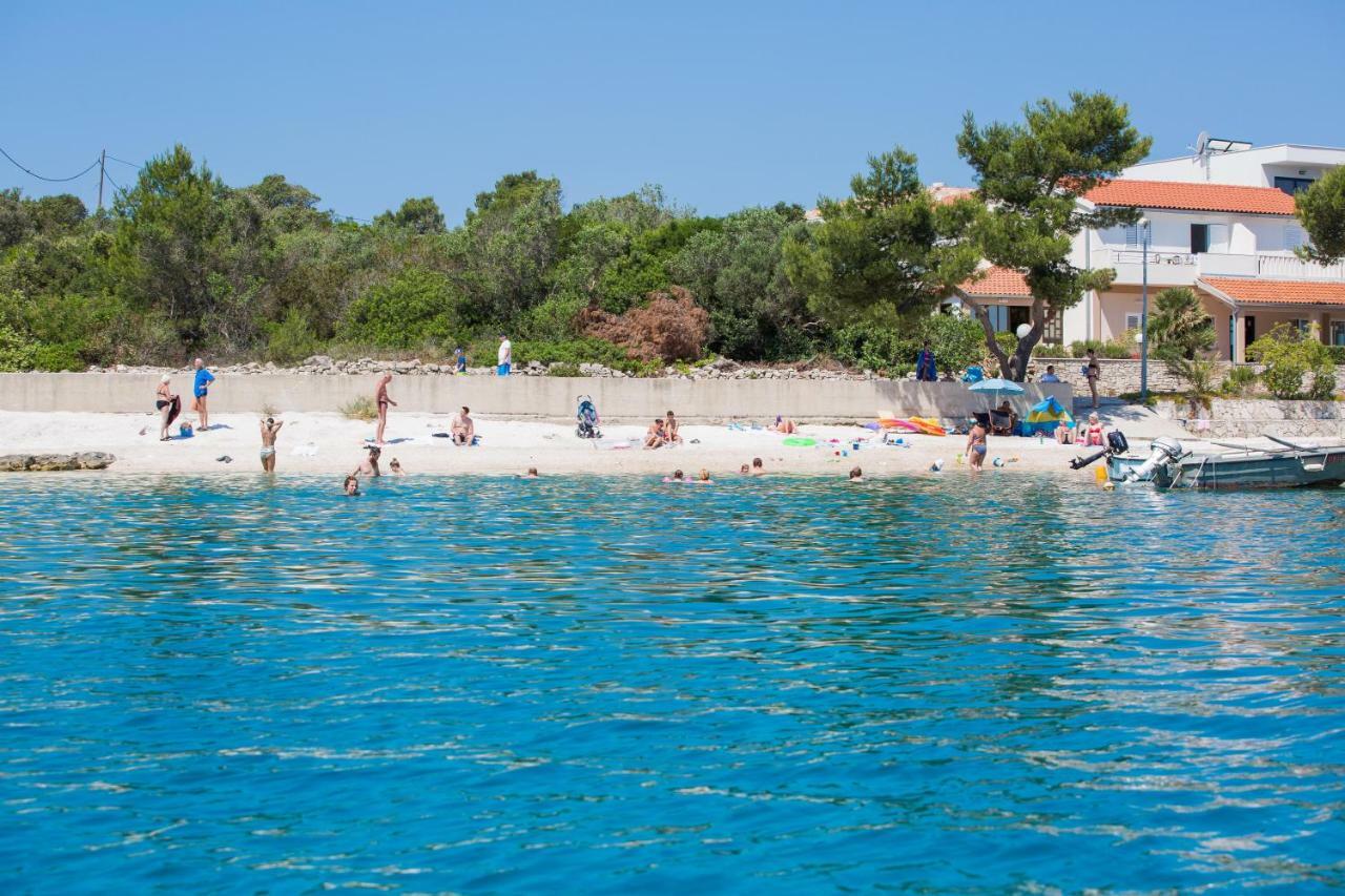 Hotel Paradise Punta Nečujam Εξωτερικό φωτογραφία